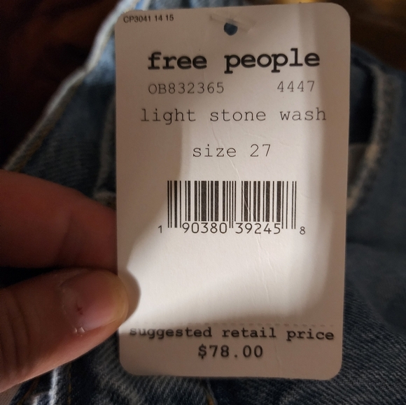 *NWT* Free People We The Free Distressed Straight Leg Jean - Picture 8 of 8